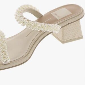 Dolce Vida Women's River Pearl Low Sculptural Heel, Vanilla, Size 9